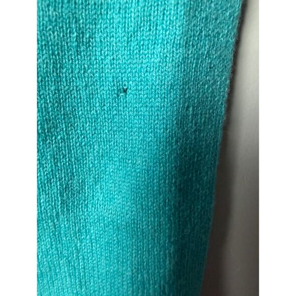 NWT Talbots Blue 100% Cashmere Scarf- DAMAGED - Picture 10 of 12
